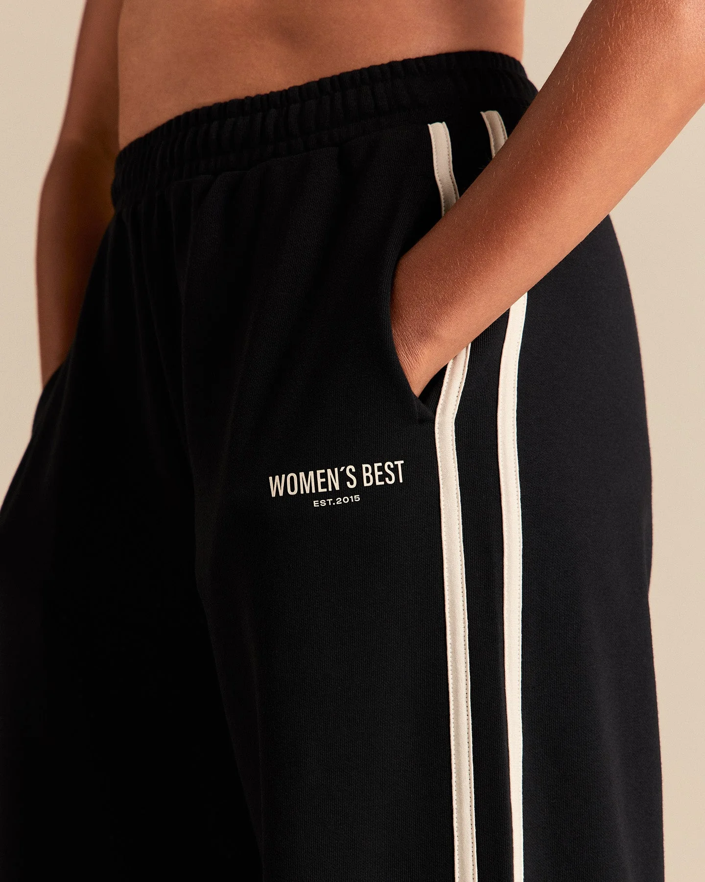 Comfort Lightweight Contrast Joggers | Black - Image 3