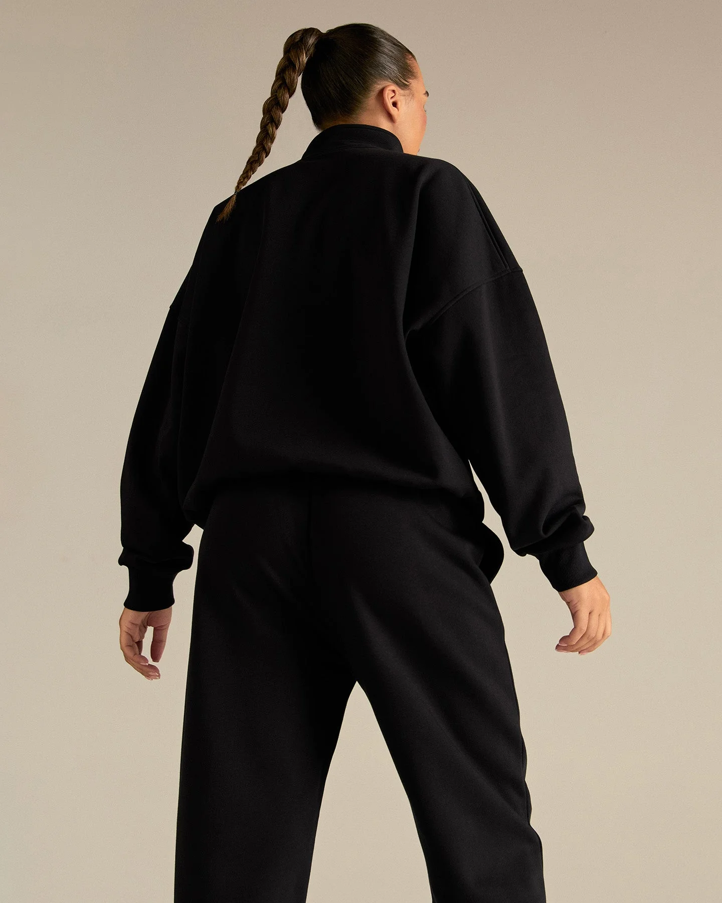 Comfort Outdoor 1/4 Zip Graphic Sweat | Black - Image 2