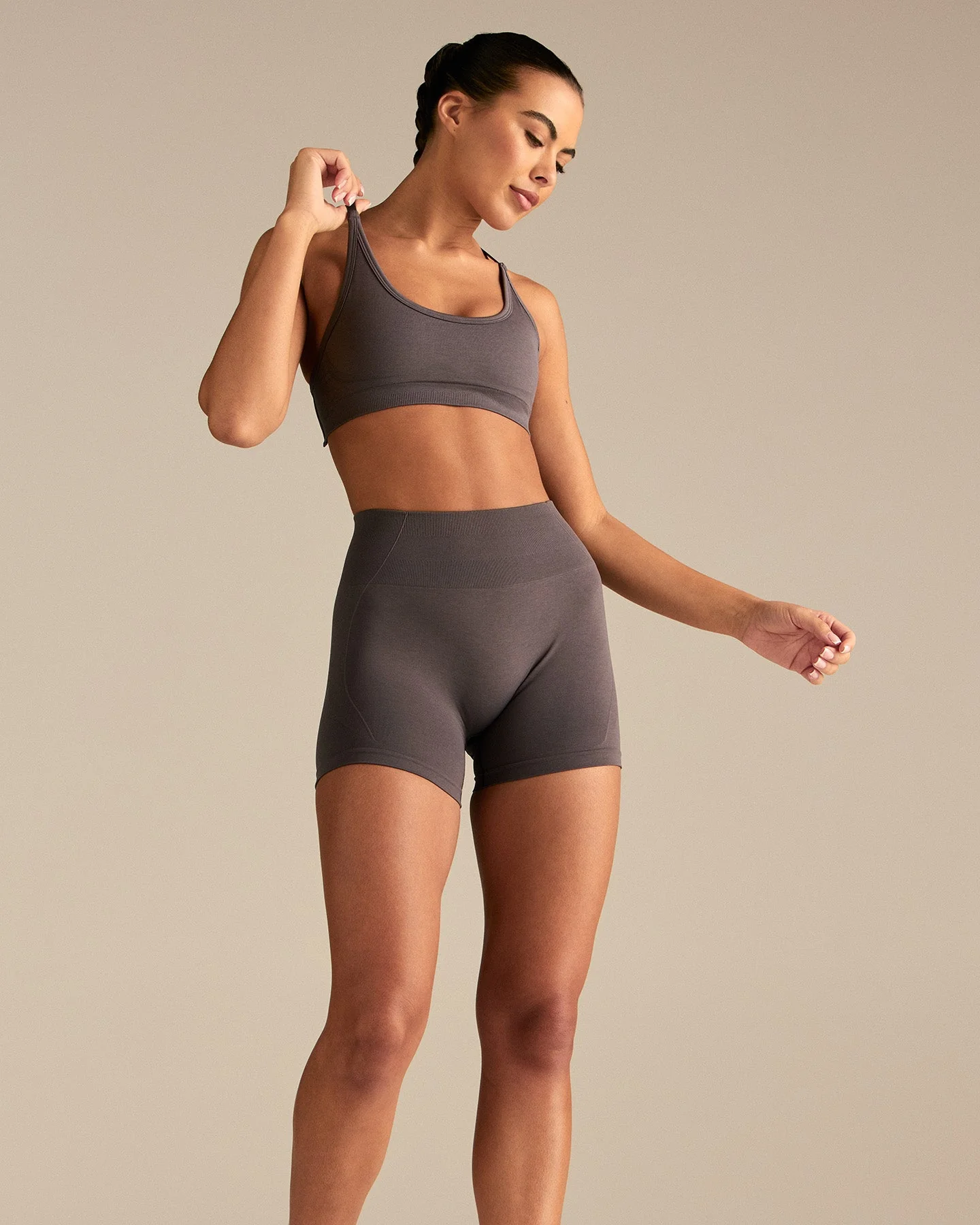 Define 2.0 Cross Back Bra | Slate Grey - Image 8