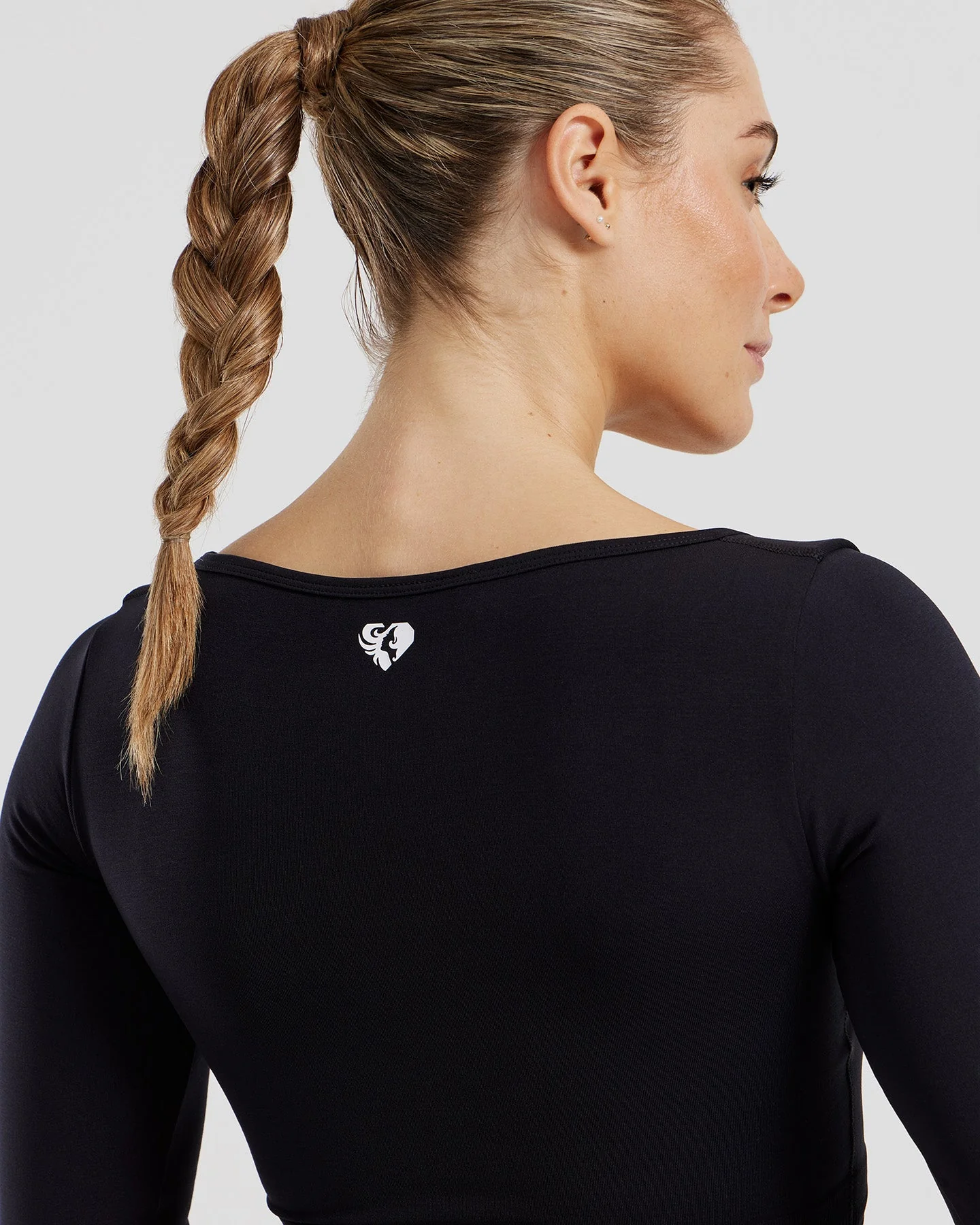 Define 2.0 Long Sleeve Built-In Bra Top | Black - Image 3
