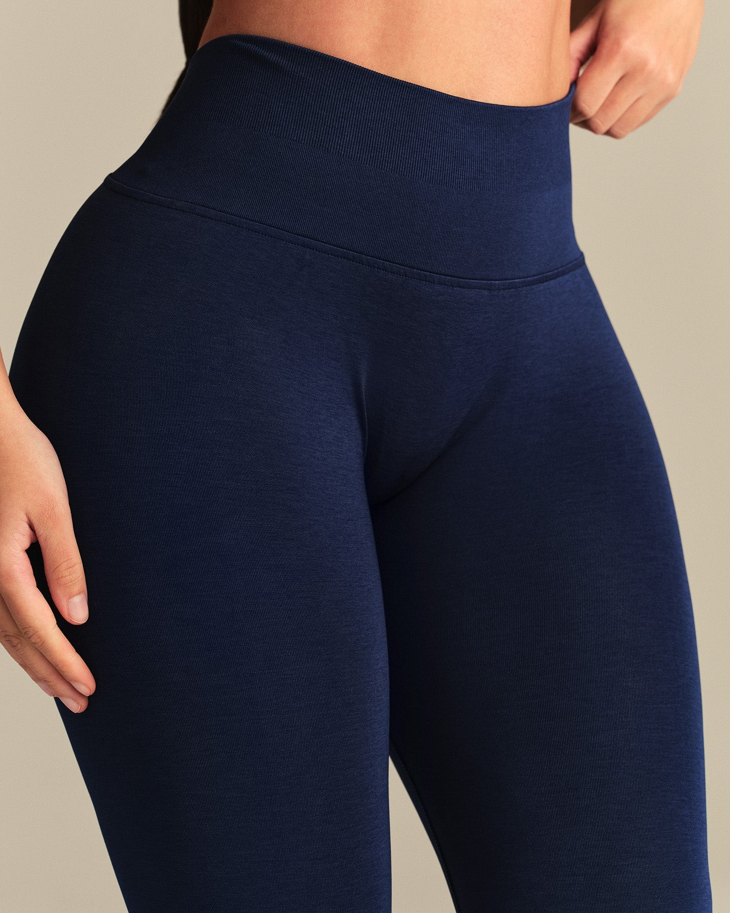 Define 2.0 Low Back Leggings | Sapphire Blue - Image 2