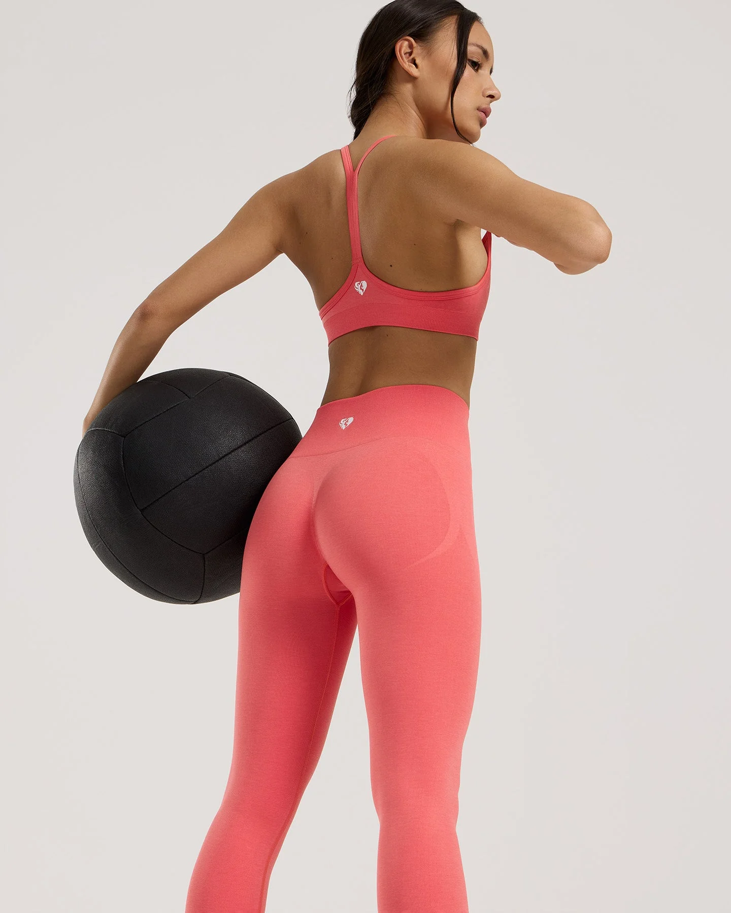 Define 2.0 Racer Back Bra | Sunlit Coral - Image 4
