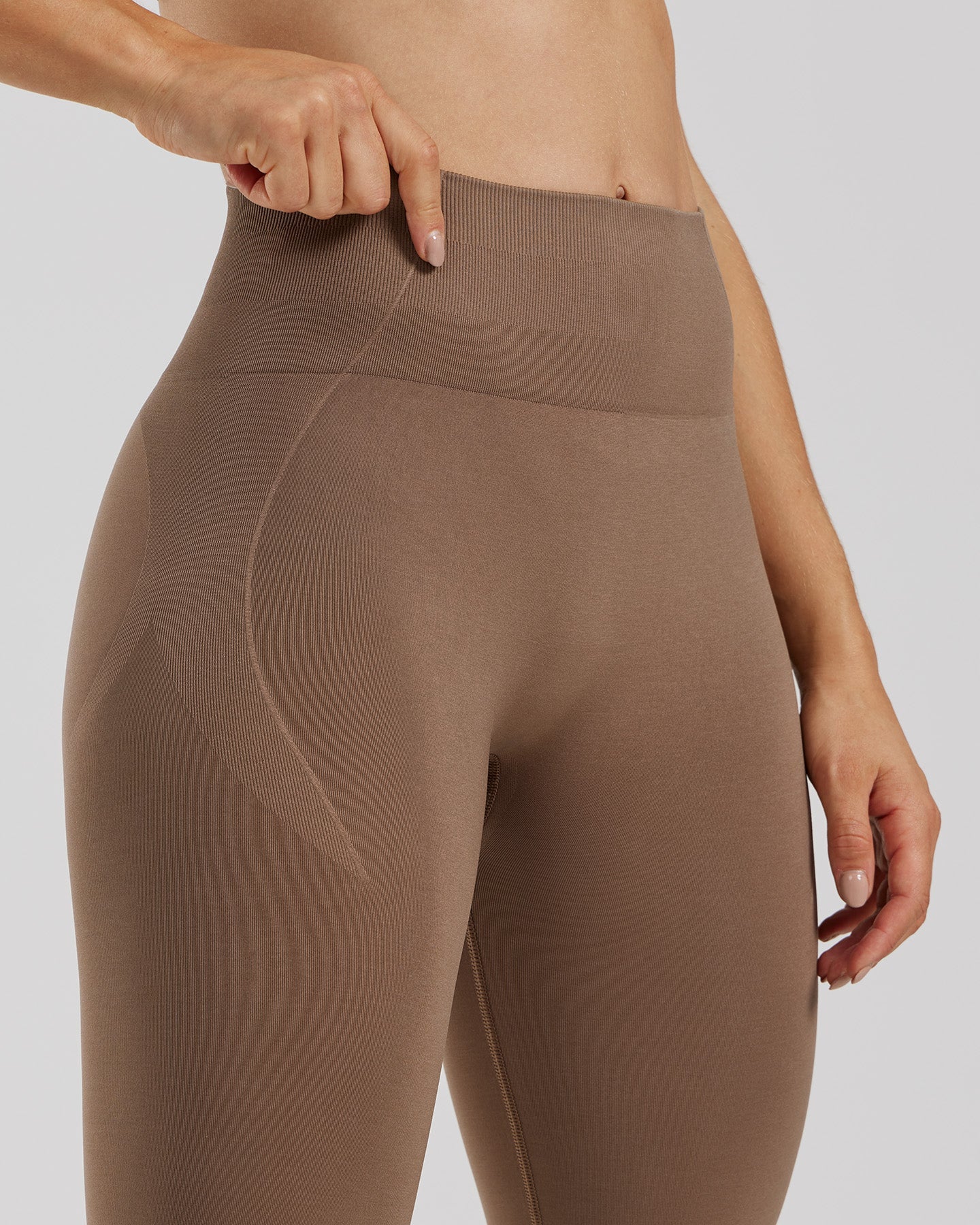 Define 2.0 High Waist Scrunch Leggings | Caribou - Image 3