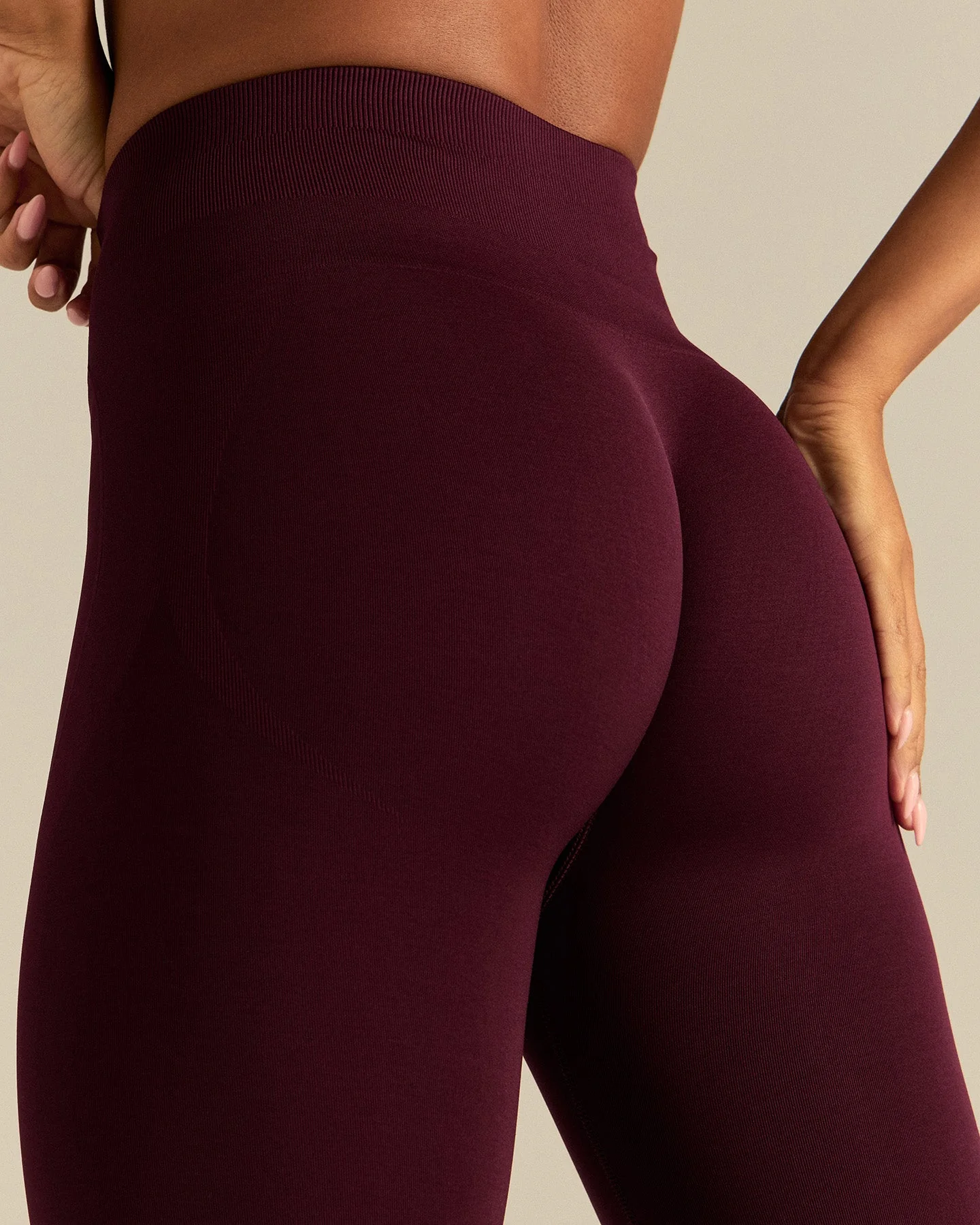 Define 2.0 High Waist Scrunch Leggings | Merlot - Image 3