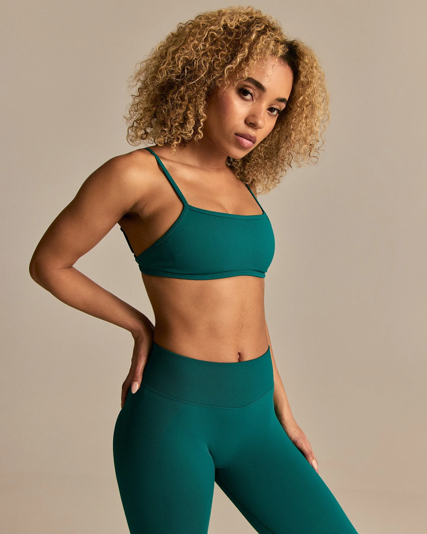 Emphasize Mid Waist Leggings | Eden Green - Image 2