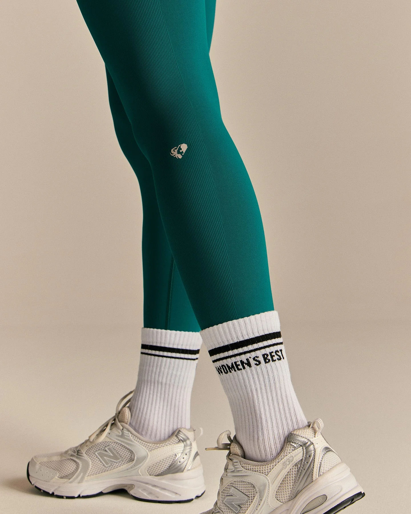 Emphasize Mid Waist Leggings | Eden Green - Image 6