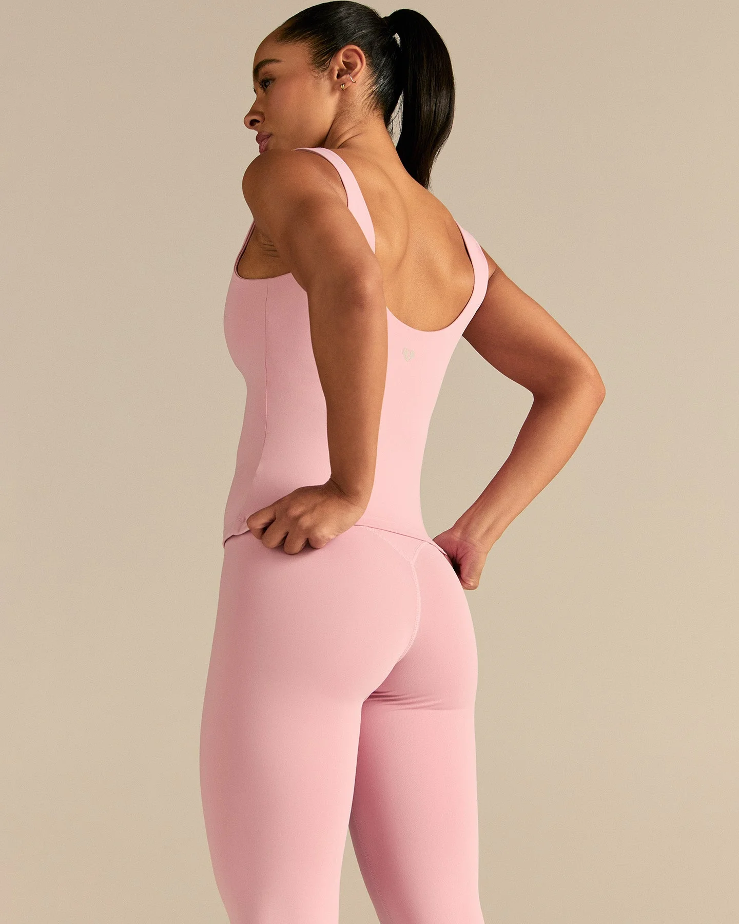 Essential Built-In Bra Scoop Back Tank | Sweet Pink - Image 2