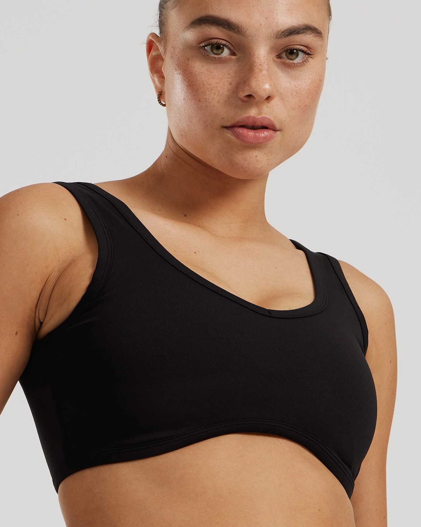Essential Contour Bra | Black - Image 4