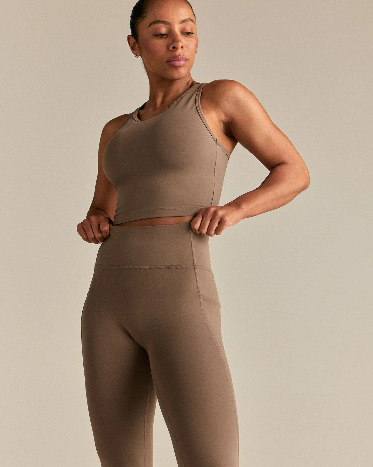 Essential High Waist Leggings with Pockets | Caribou - Image 7