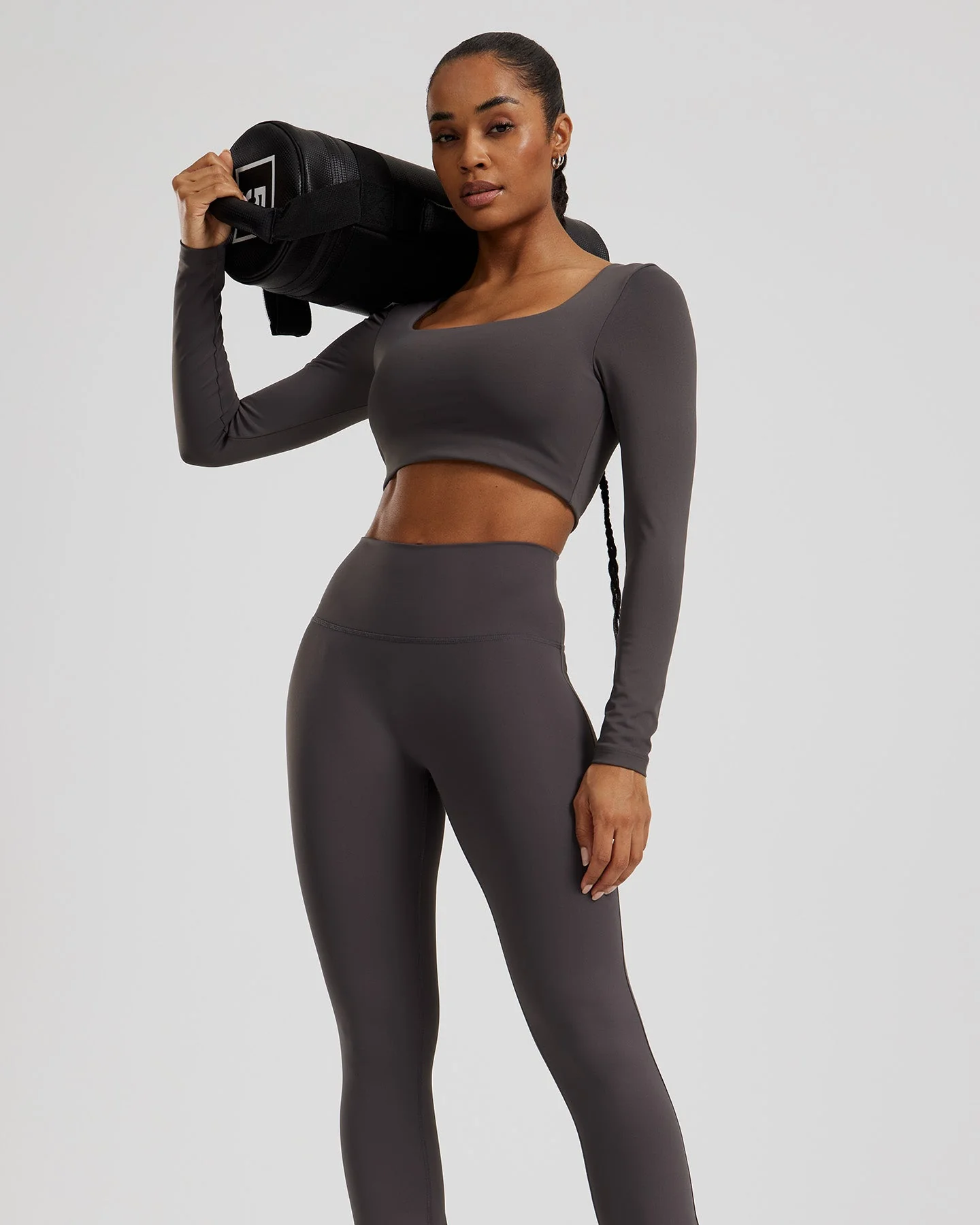 Essential Long Sleeve Built-In Bra Top | Graphite - Image 2