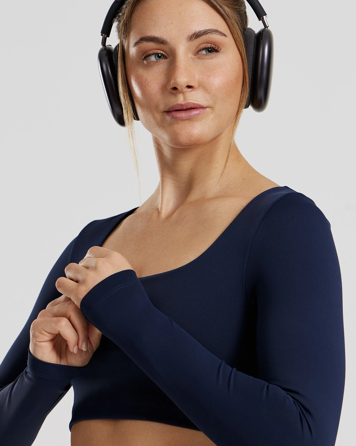 Essential Long Sleeve Built-In Bra Top | Sapphire Blue - Image 4
