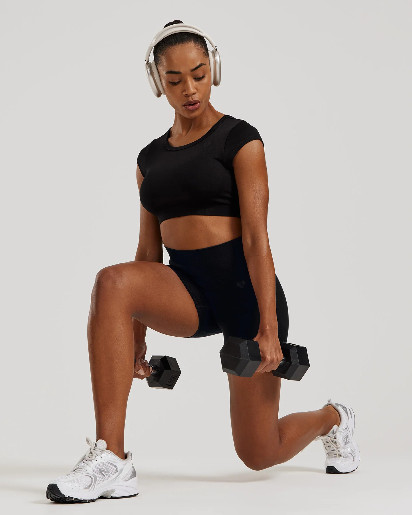 Motion Seamless Shorts | Black - Image 4