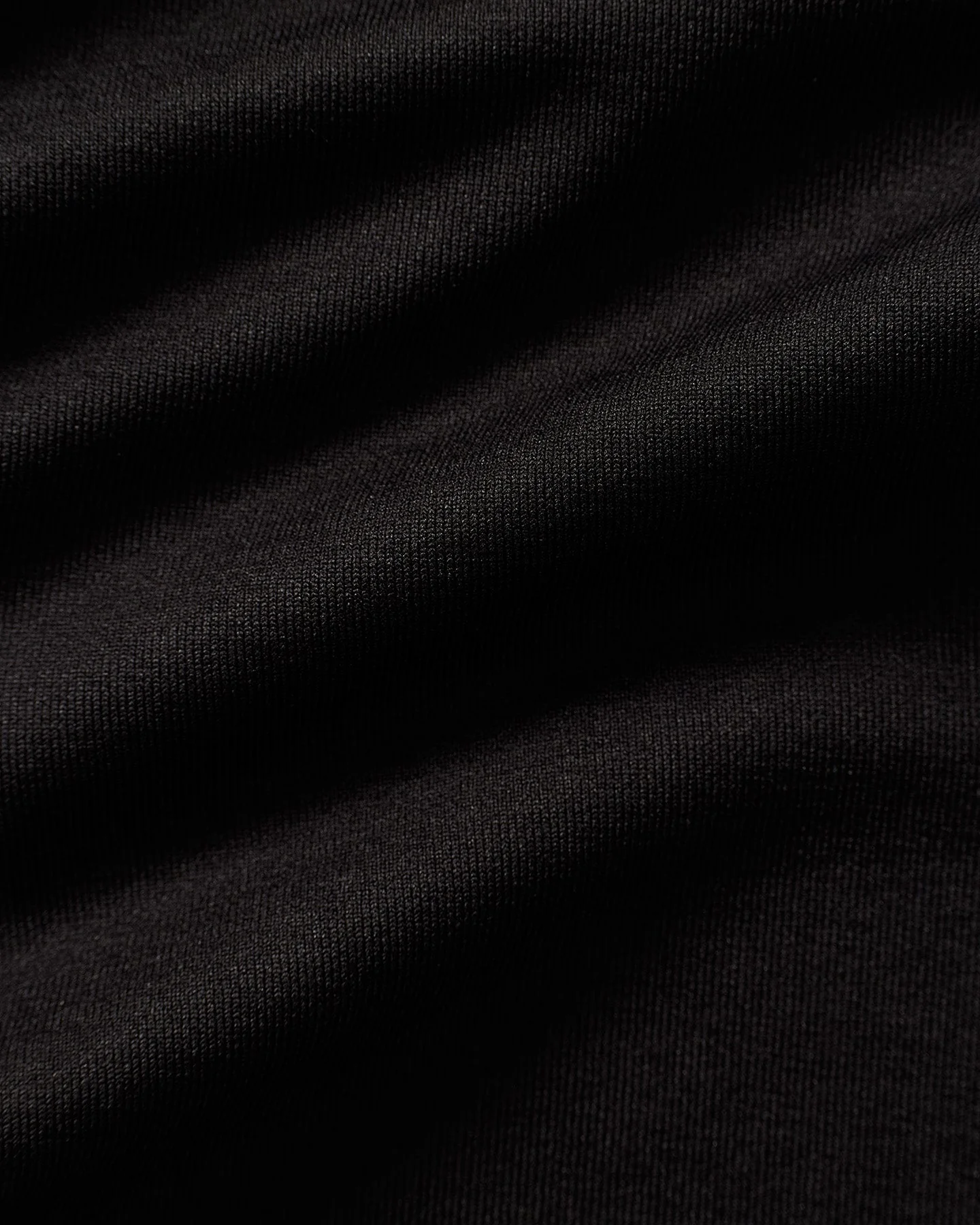 Motion Seamless Straight Neck Bra | Black - Image 5