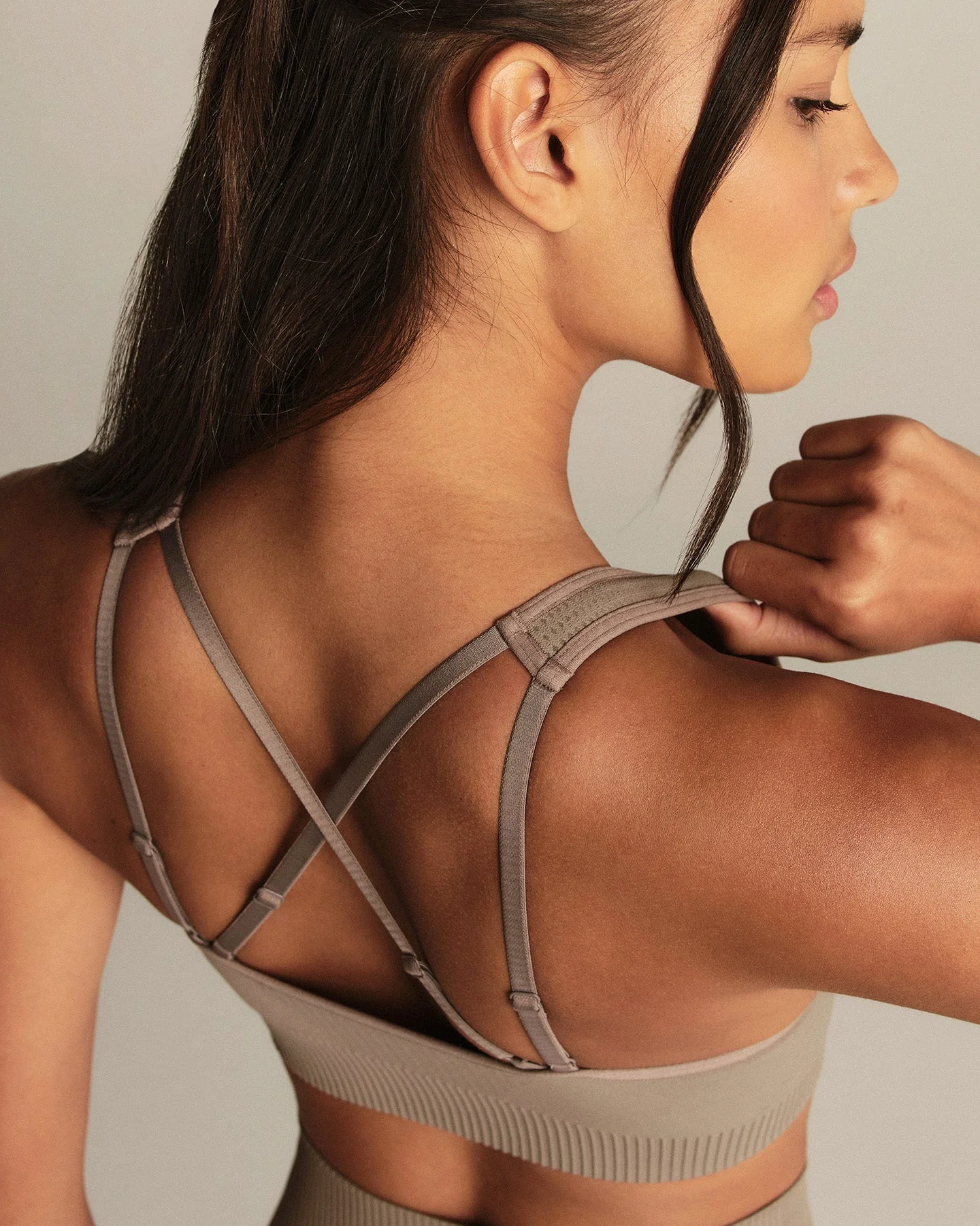 Power Adjustable Sports Bra | Taupe Grey - Image 4