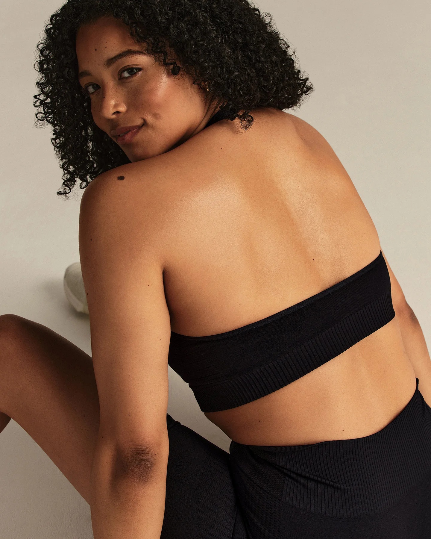 Power Halter Neck Bra | Black - Image 2