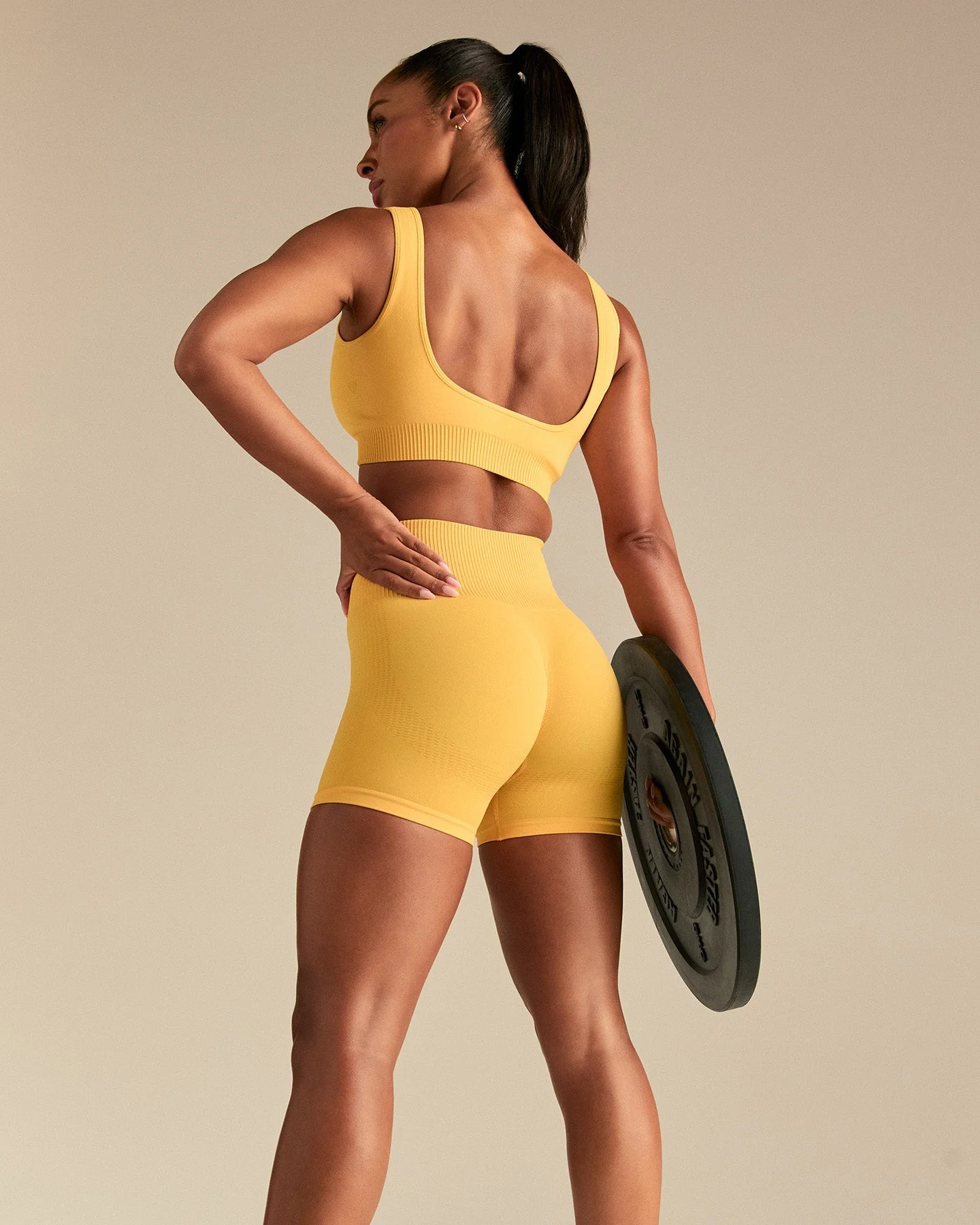 Power High Waist Scrunch Shorts | Mango - Image 6