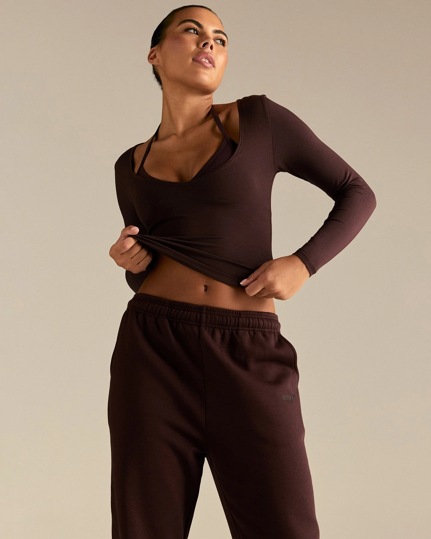 Smooth Contour Long Sleeve Reversible T-Shirt | Cafe Noir - Image 6