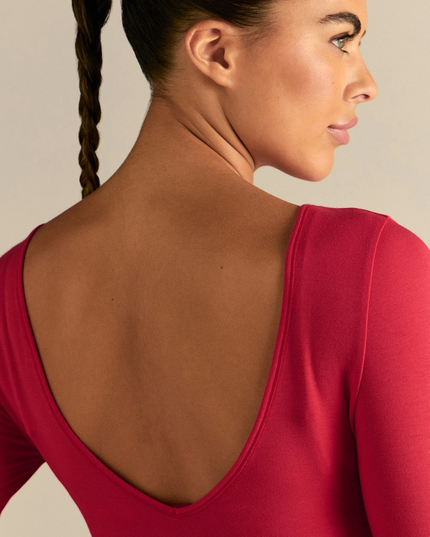 Smooth Contour Long Sleeve Reversible T-Shirt | Candy Apple - Image 3