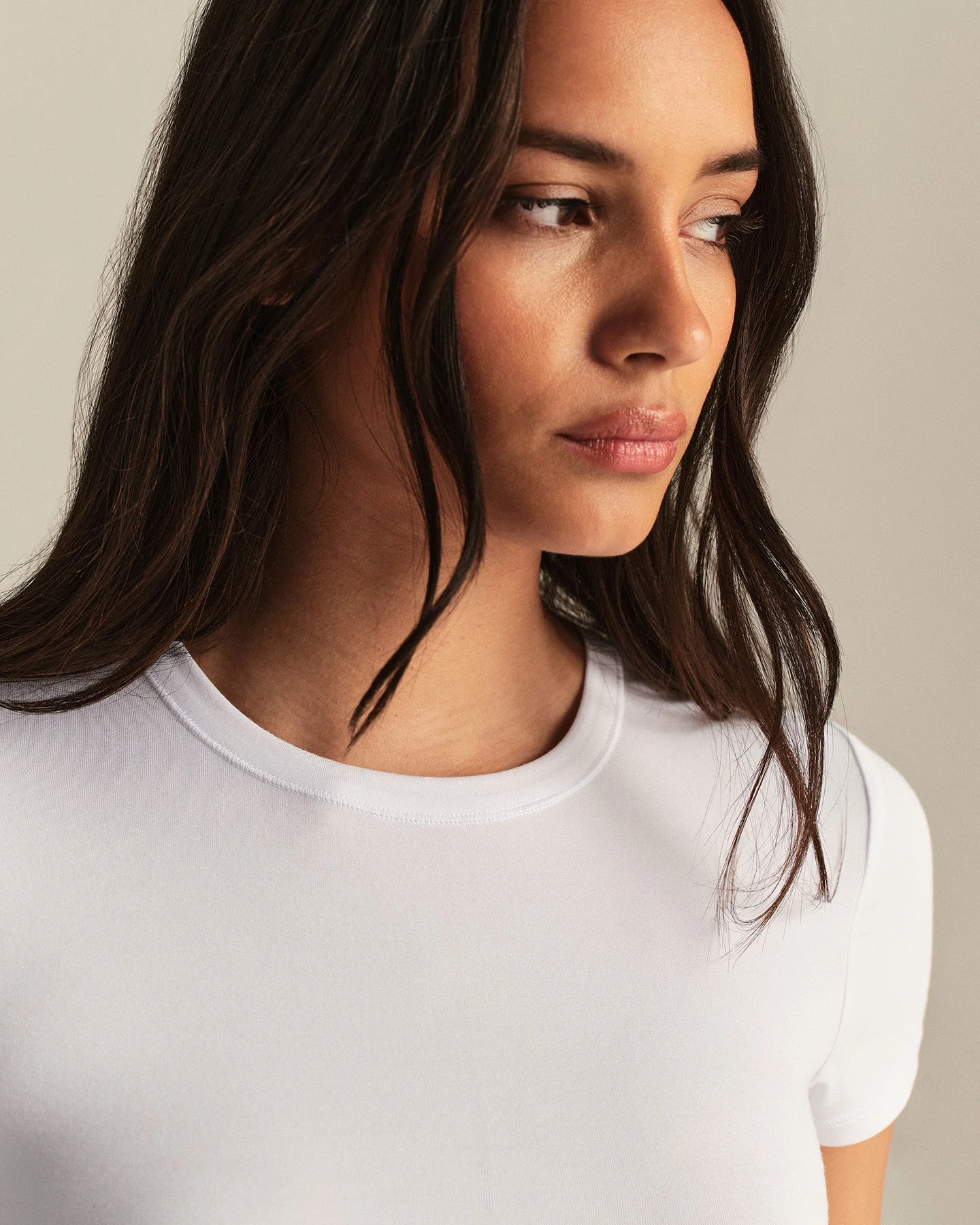 Smooth Contour Midi Short Sleeve T-Shirt | White - Image 4